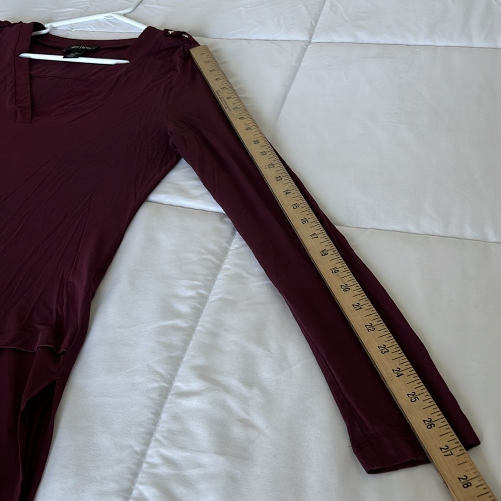 WHITE HOUSE BLACK MARKET Size M Women's KNIT TUNIC TOP LONG SLEEVE BURGUNDY - Picture 5 of 8